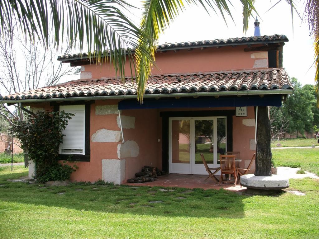 Posada Tresmentiras Aldeanueva del Camino Exterior photo